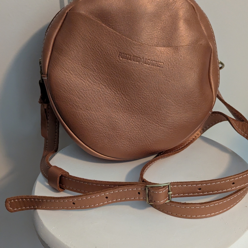 Portland Leather Round Crossbody Bag  - Copper Colored. Large Circle Bag. - Picture 2 of 9